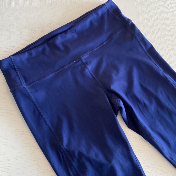 Rockwear Capri Leggings - Picture 3 of 5